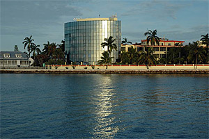 Belize City: Radisson Fort George Hotel � N.Bruhn/CariLat