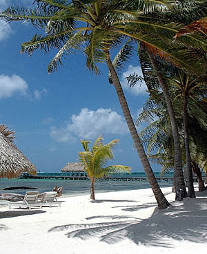 Ambergris Caye: �La isla bonita� Strand Victoria House Luxushotel � N.Bruhn/CariLat